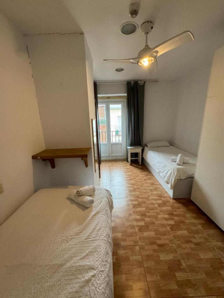 Rosales Residences マドリード エクステリア 写真