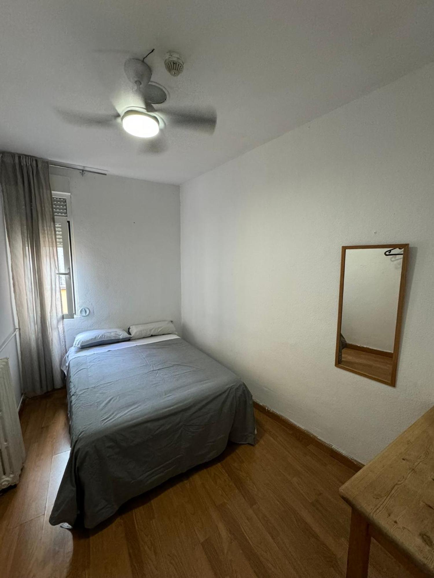 Rosales Residences マドリード エクステリア 写真